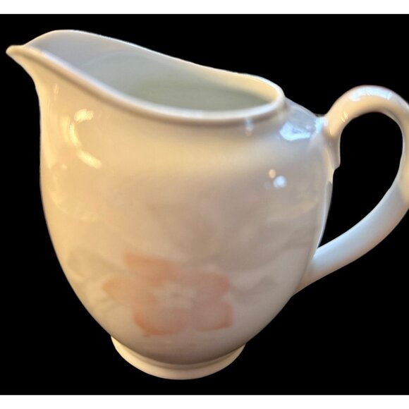 German Democratic Republic Creamer Flower Stoneware - Picture 2 of 6